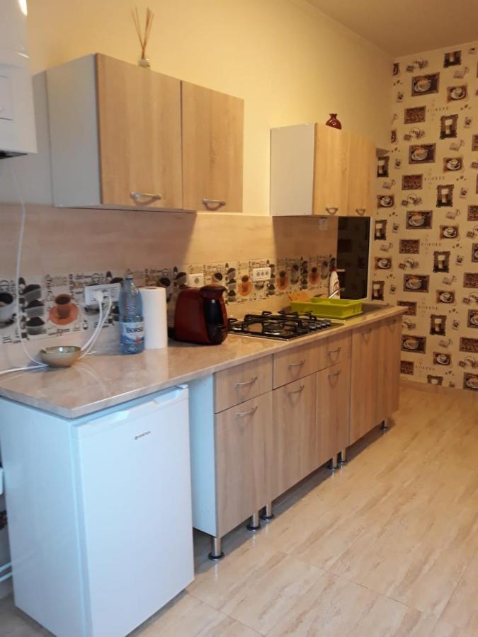 Apartament Andreas Apartment Арад Екстериор снимка