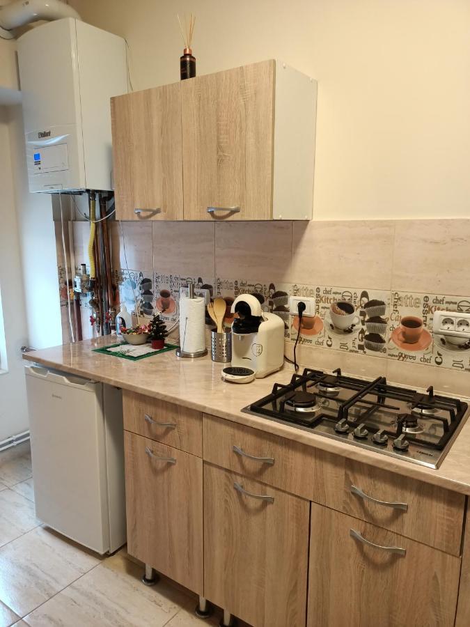 Apartament Andreas Apartment Арад Екстериор снимка